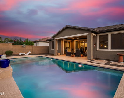 17334 W Straight Arrow Lane, Surprise