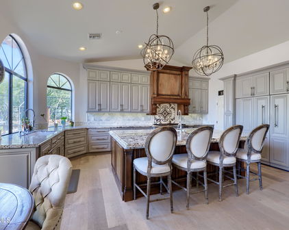 6444 E Montgomery Road, Cave Creek