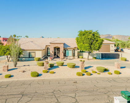 5102 W Soft Wind Drive, Glendale